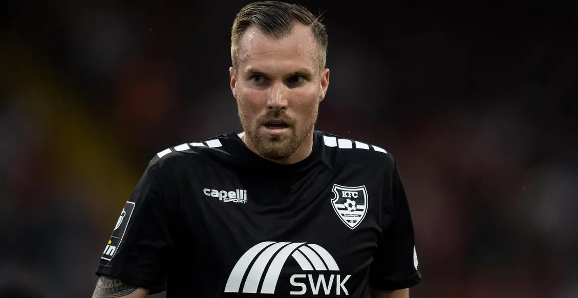 Analyzing the Contract Decision